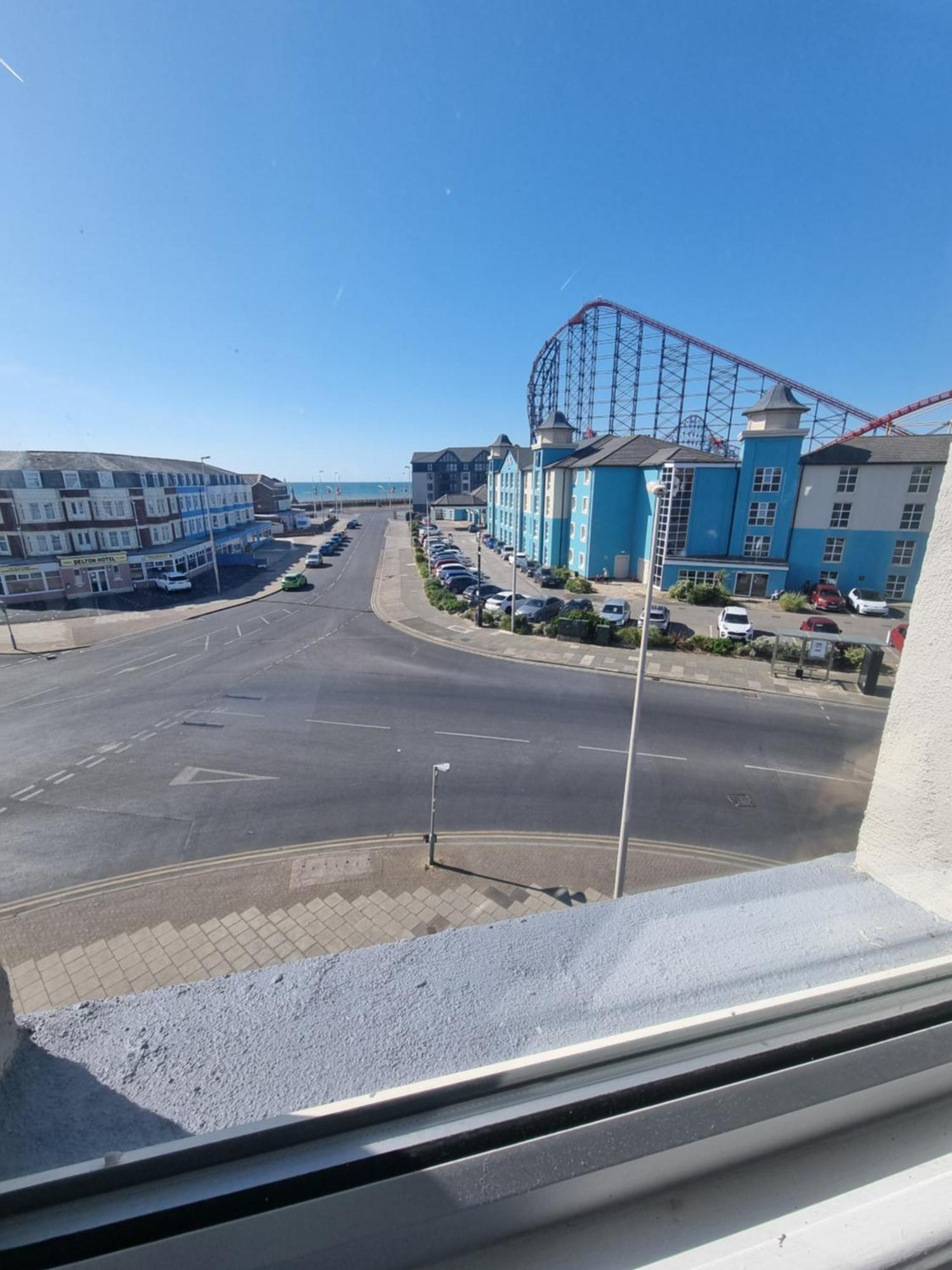 Henson Hotel Pleasure Beach Blackpool Quarto foto