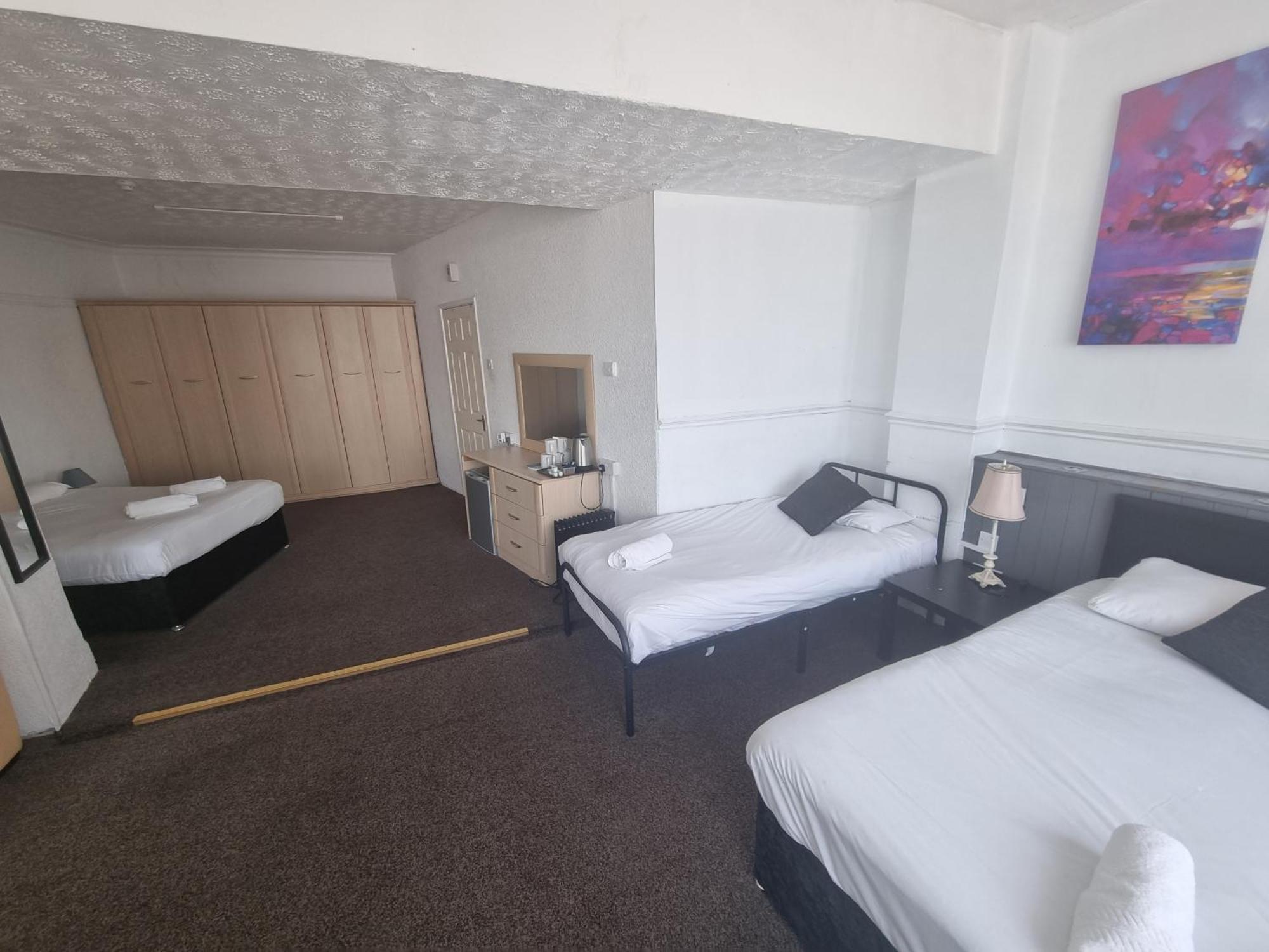 Henson Hotel Pleasure Beach Blackpool Quarto foto
